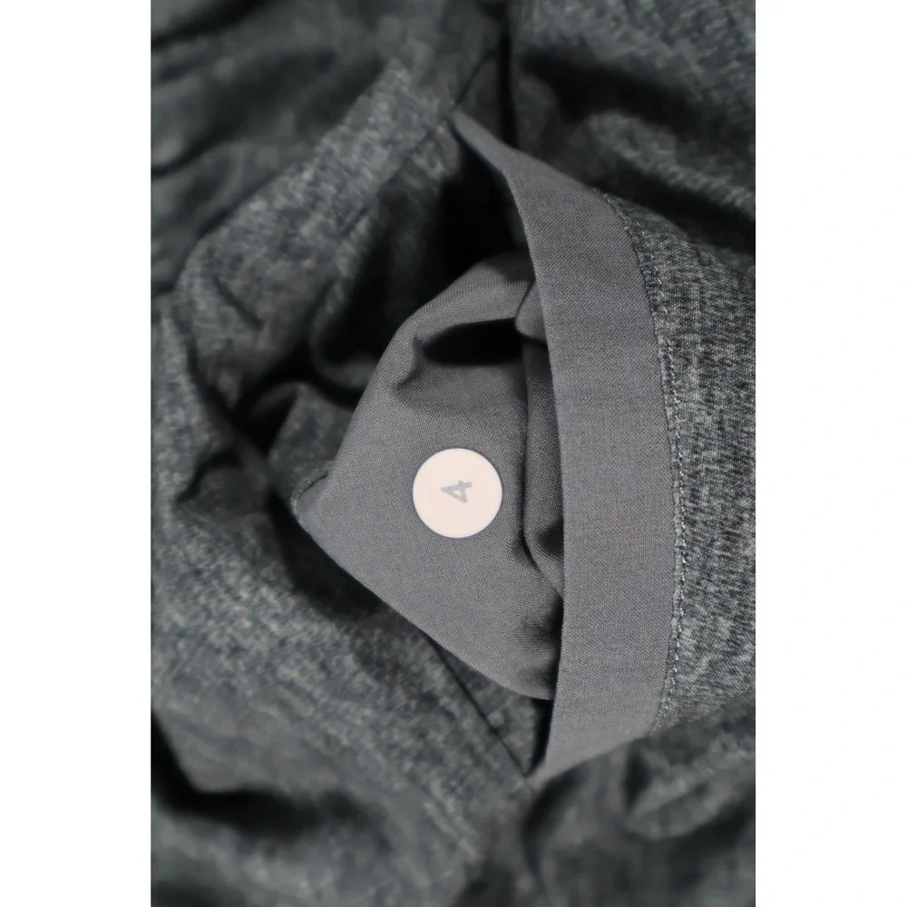 Lululemon Shorts Womens 4 Gray Athletic Running Elastic Waist Drawstring Pockets